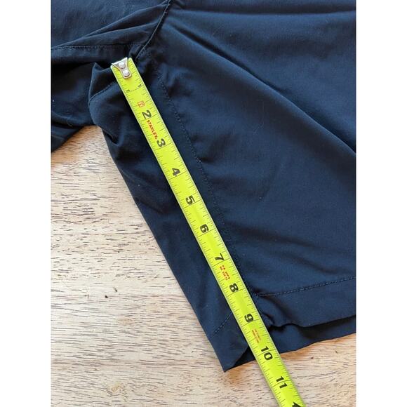 Eddie Bauer Black Hiking Cargo Nylon Women’s Shorts Size 12 - Picture 4 of 9